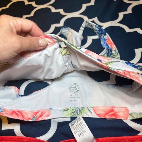 Like new Two piece Girl’s Swimsuit xl 16-18 - Picture 3 of 5